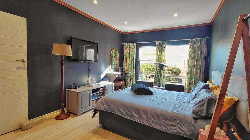 2 Bedroom Property for Sale in Langenhovenpark Free State